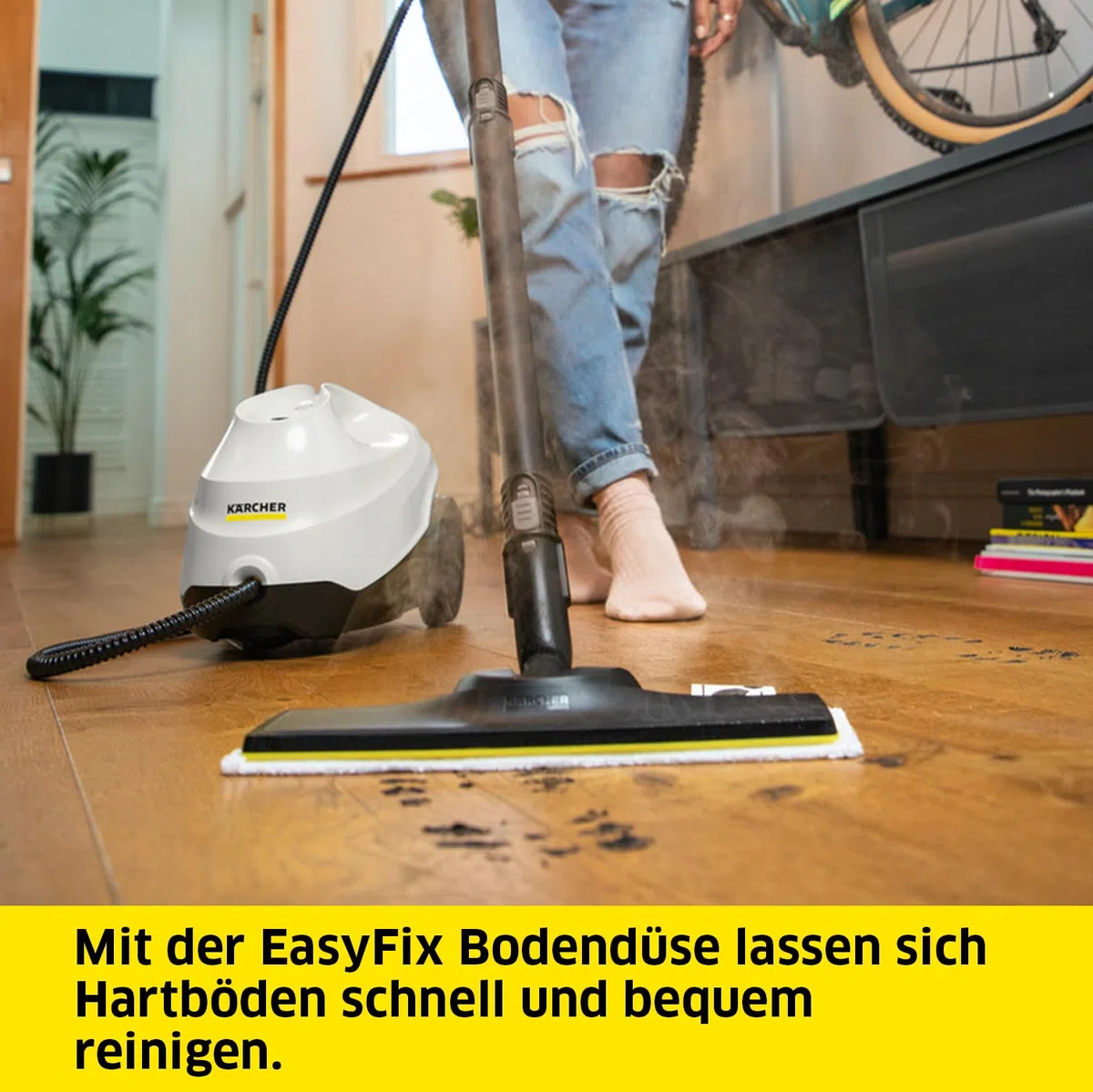 Kärcher Dampfreiniger SC 3 EasyFix Dampfdruck: max. 3,5 bar Aufheizzeit: 30 s, Leistung: 1.900 W, Flächenleistung: 75 m² Tank: 1 l, mit Entkalkungskartusche, Bodenreinigungsset und Düsen Weiss, Boden