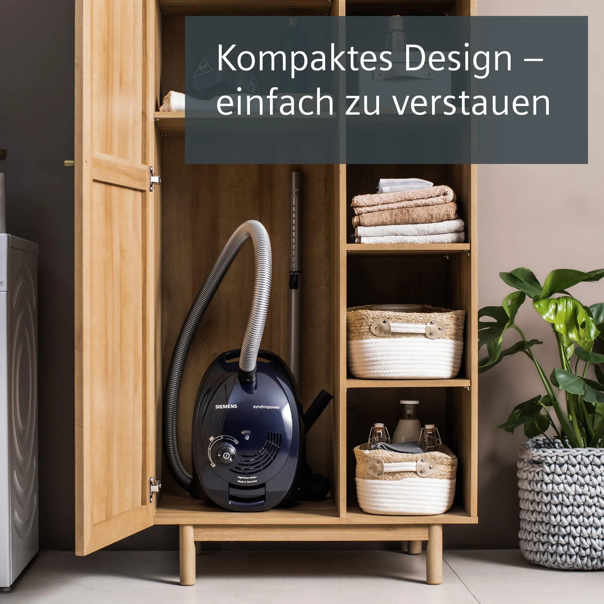 Siemens Staubsauger mit Beutel synchropower VS06A111, Bodenstaubsauger, Hygiene-Filter, Bodendüse für Hartboden und Teppich, starke Saugleistung, langes Kabel, Fugendüse, 600 W, blau