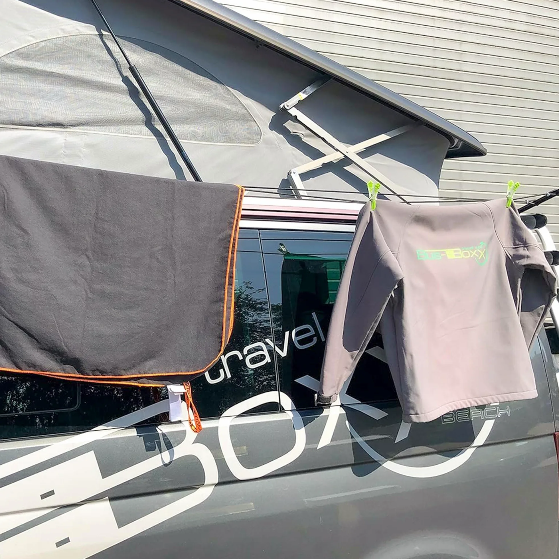 Bus-Boxx Wäscheleine für Kederschiene – Camping Wäscheleine, 5 m, Nylon, passend für VW T5, T6, T6.1 California (Beach/Coast/Ocean)