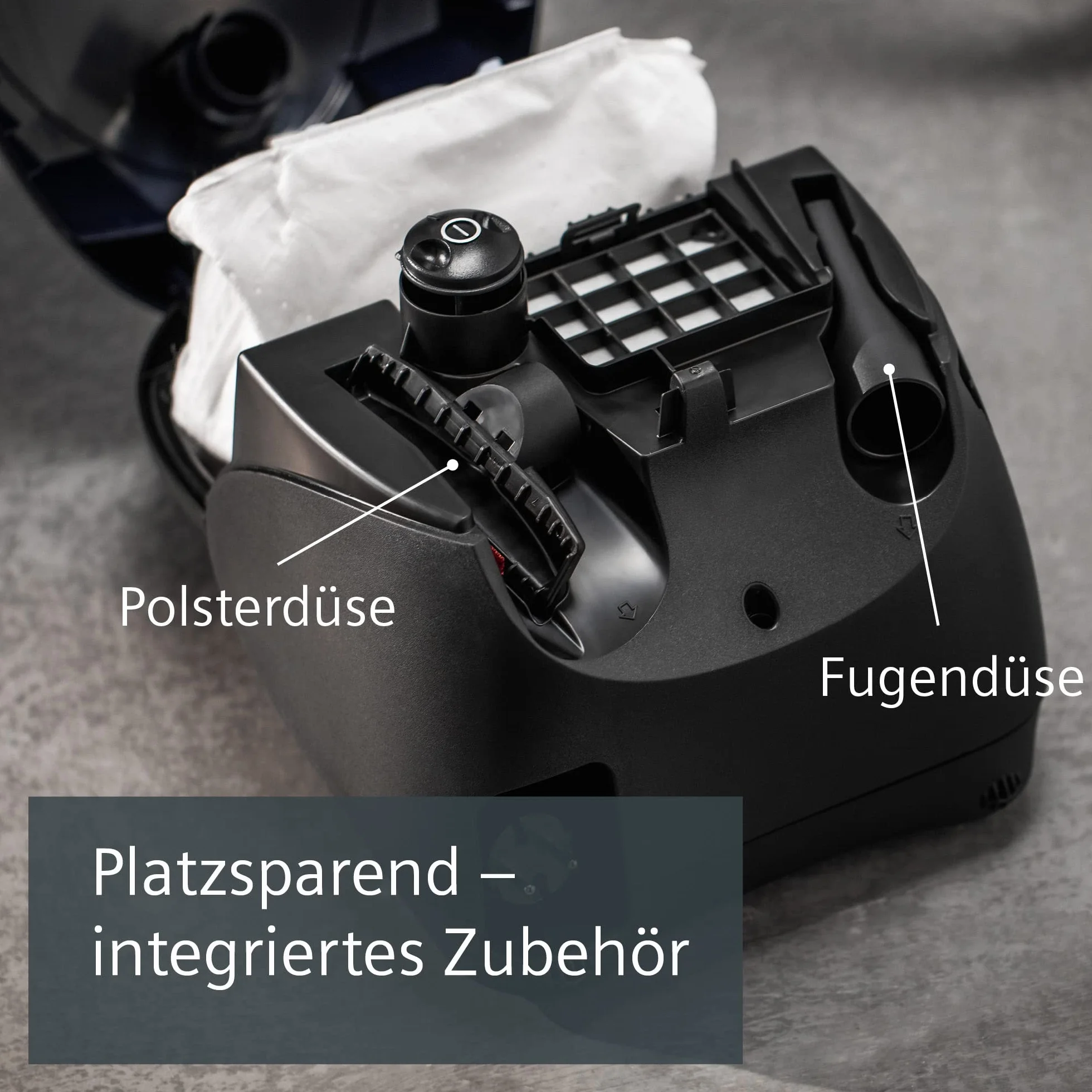 Siemens Staubsauger mit Beutel synchropower VS06A111, Bodenstaubsauger, Hygiene-Filter, Bodendüse für Hartboden und Teppich, starke Saugleistung, langes Kabel, Fugendüse, 600 W, blau