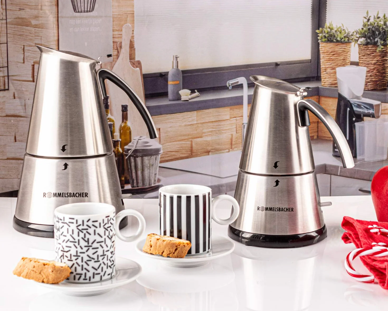 Rommelsbacher Espresso Kocher EKO 364/E, elektrisch, hochwertige Edelstahlkanne, Filtereinsatz für 2 oder 4 Tassen, verdecktes Heizelement, 360° Zentralsockel, automatische Abschaltung, 365 W