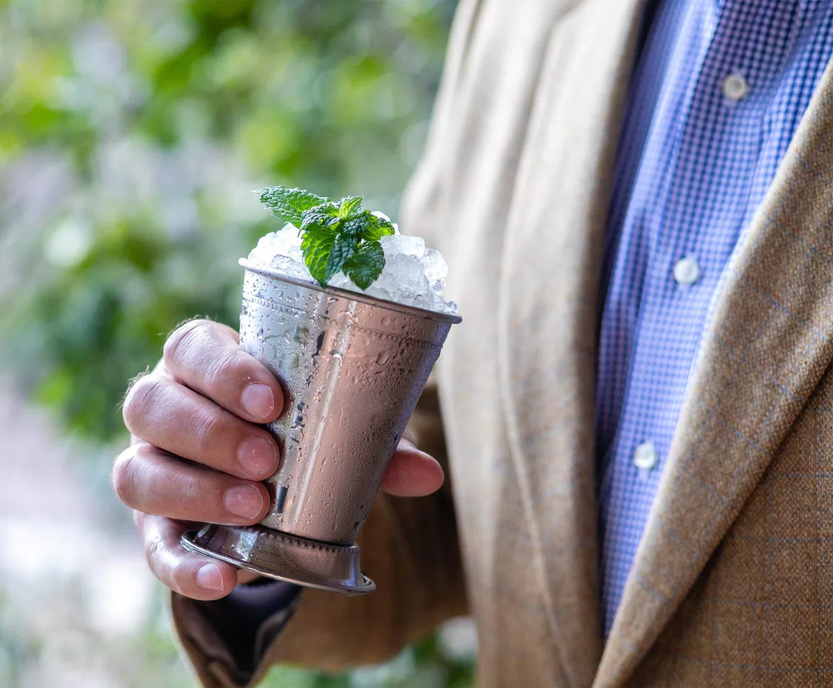Mint Julep Becher: Edelstahlgläser, 4 Stück, Metall, 340 ml, Cocktailgläser, Partyzubehör (4)