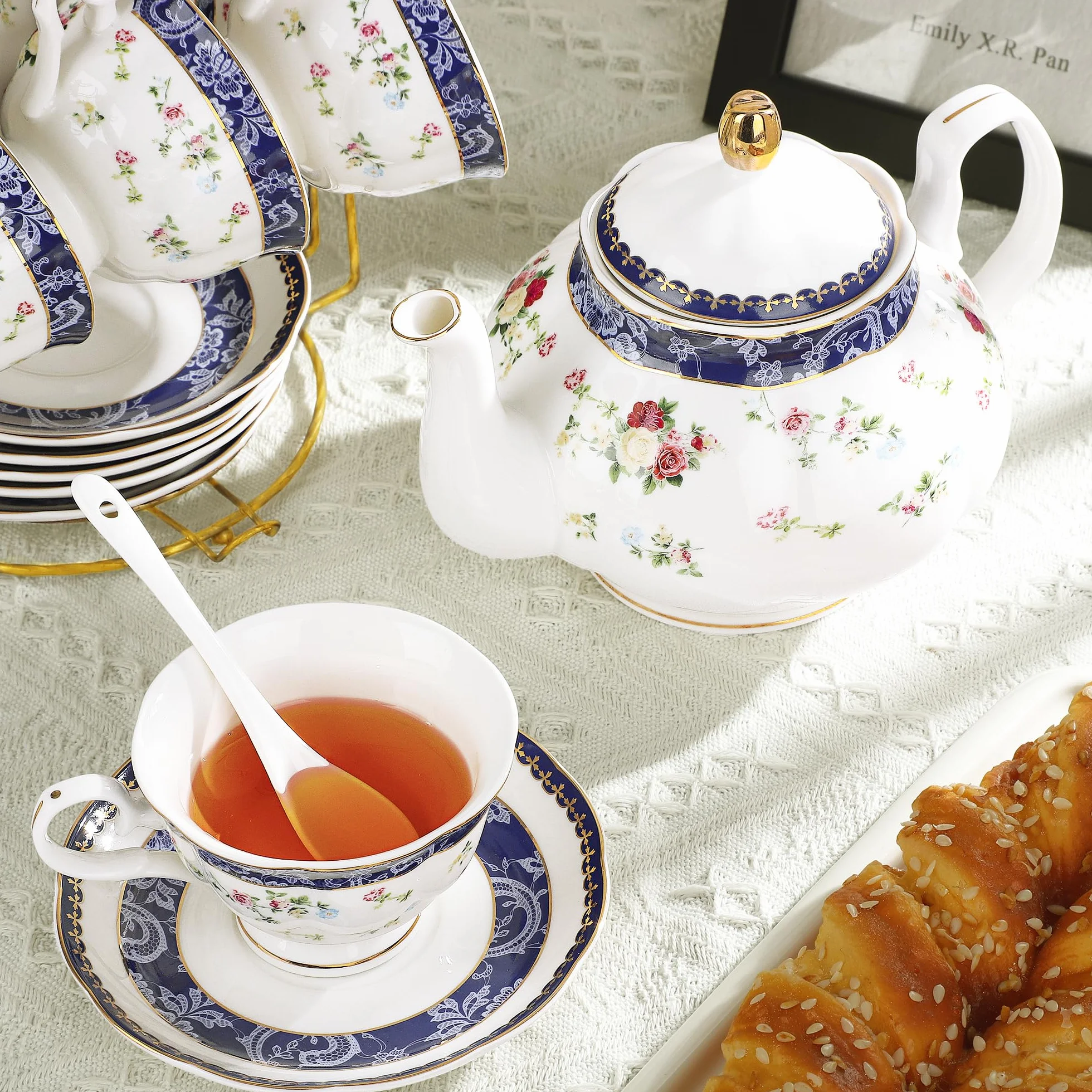 fanquare 21 Stück Blaue Rose Britisches Nachmittagstee-Set, Modernes Porzellan Teekannen-Set, Vintage Kaffeetasse und Untertasse Set, Erwachsene Teeservice für 6 Personen