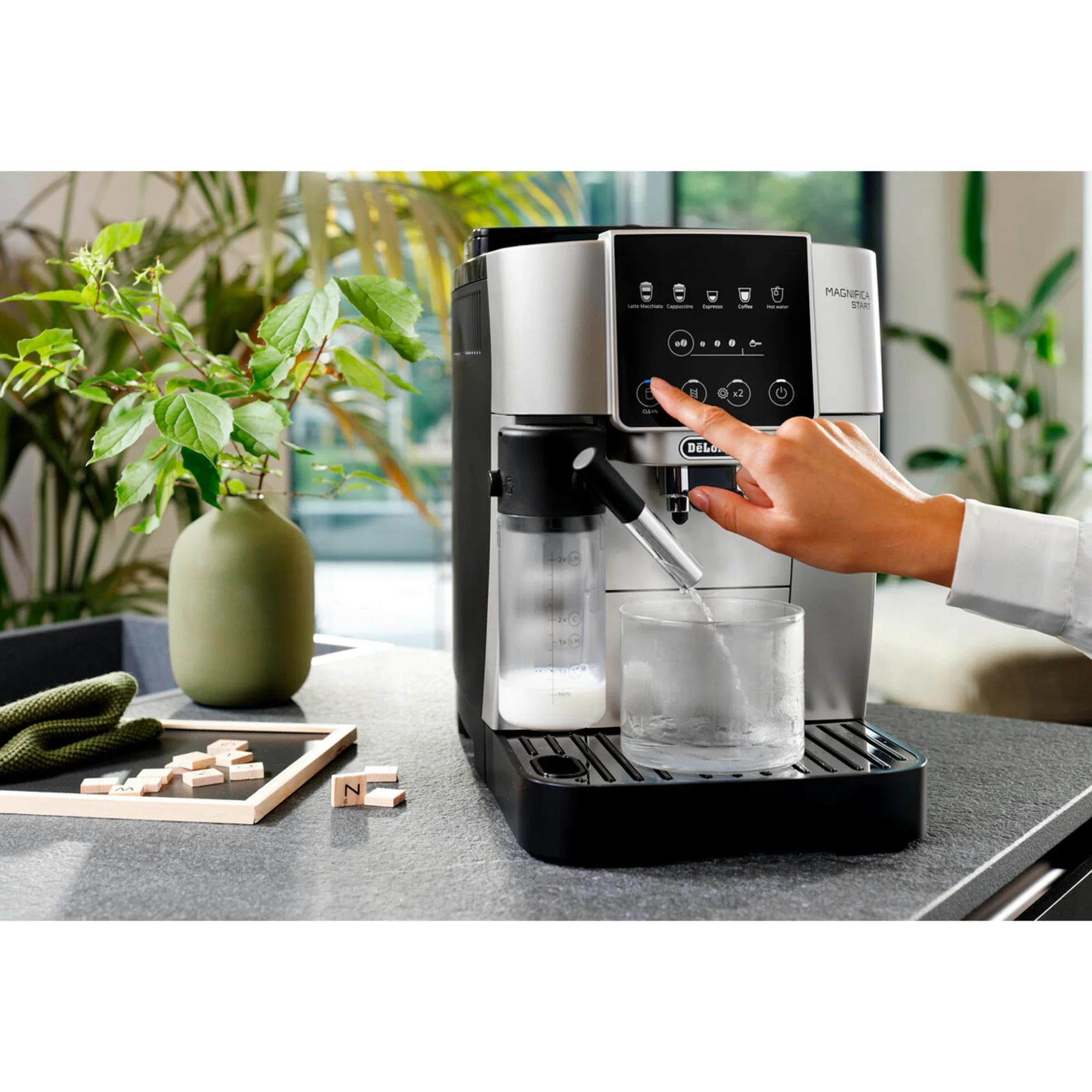 De'Longhi Magnifica Start ECAM220.80.SB Cafetera Automática 1.8L Negra