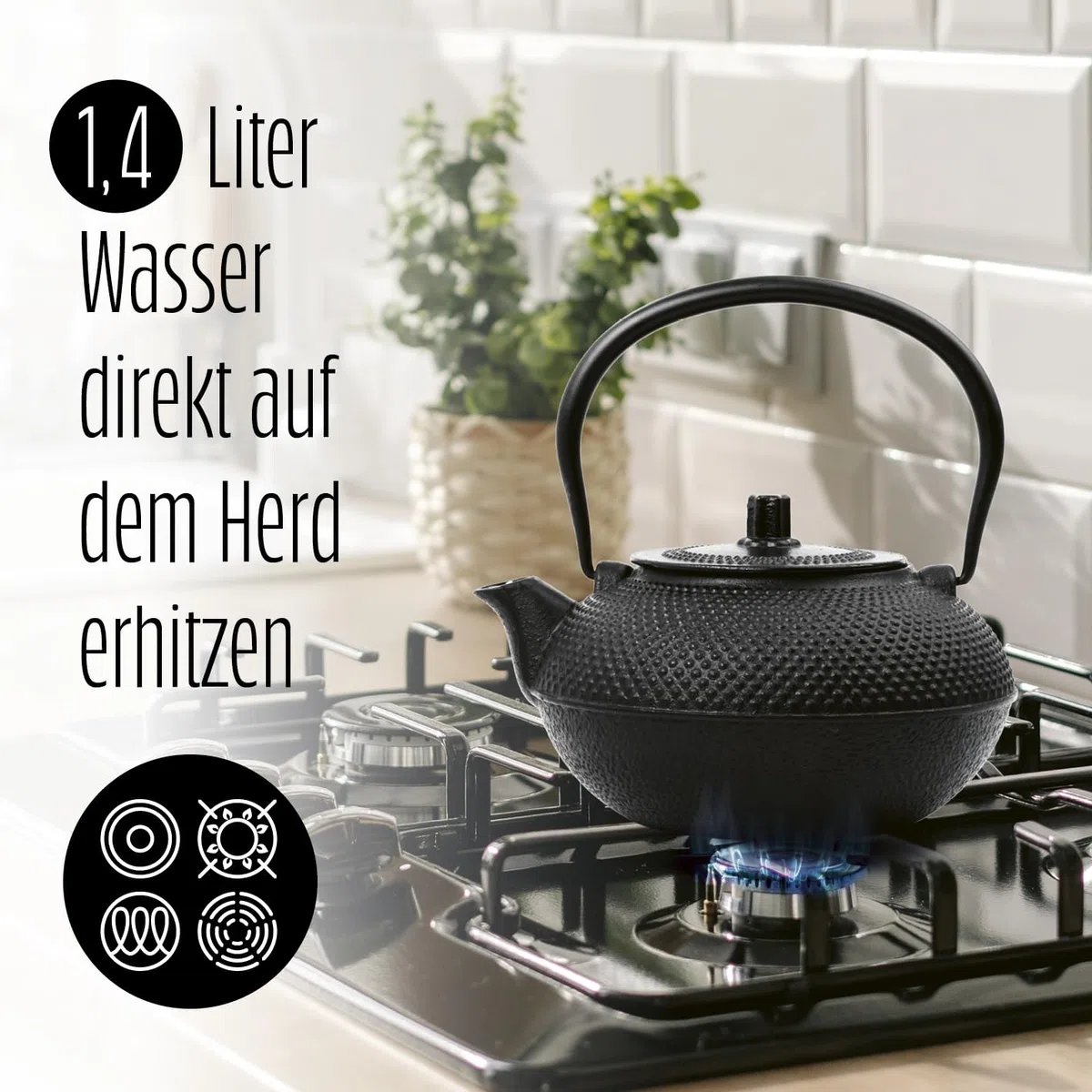 Lumaland Tee Set 12-teilig | 1,4 Liter Gusseiserne Teekanne Tetsubin | Stövchen aus Gusseisen | 4 Teebecher & 4 Untersetzer | Japanisches Teeset Inkl. Bambus Dosierlöffel & Edelstahl Sieb